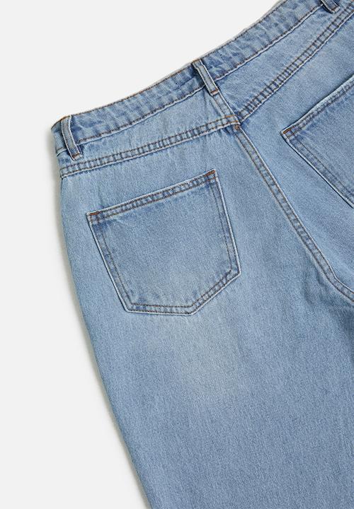Missguided - Petite riot high waisted mom jeans light - blue