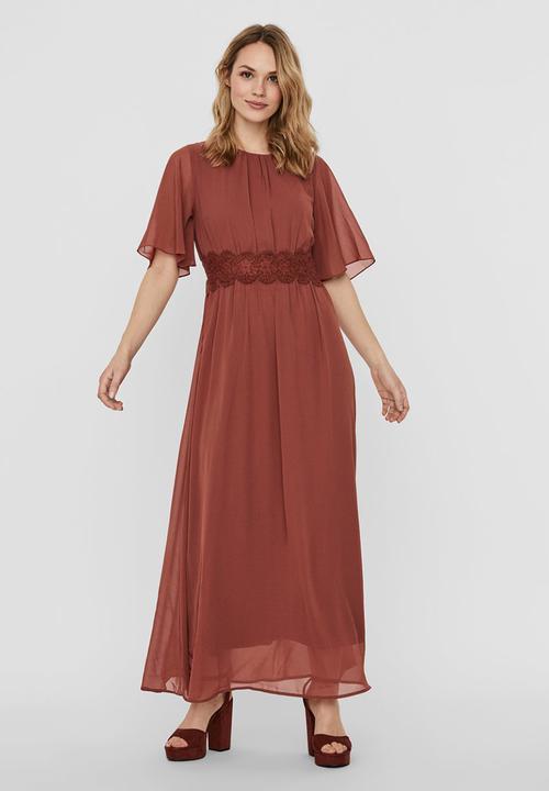 Vero Moda - Sally 2/4 maxi lace dress - burgundy