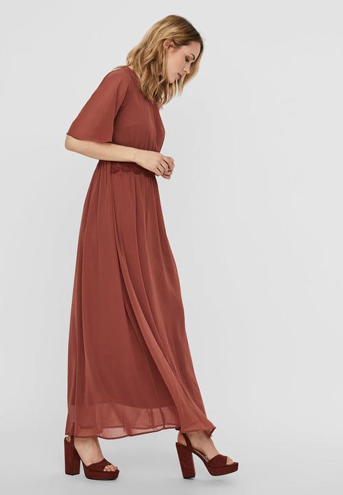 Vero Moda - Sally 2/4 maxi lace dress - burgundy