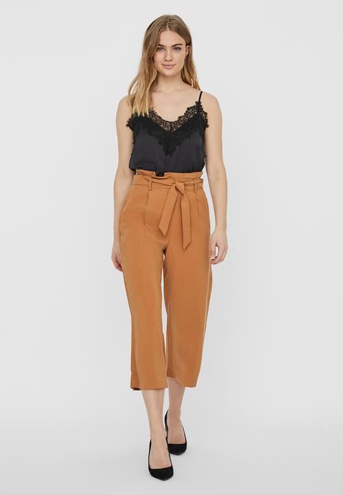 Vero Moda - Alice singlet - black