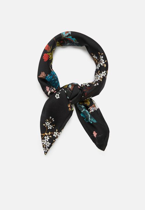 Superbalist - Square floral print neckerchief - black
