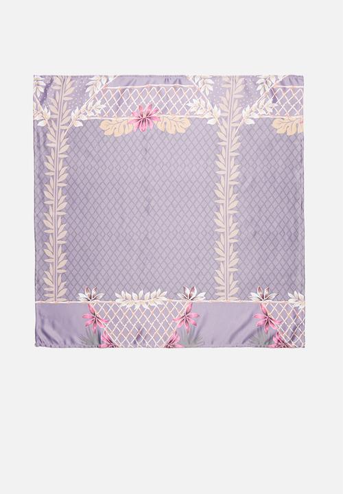 Superbalist - Square  leaf printed neckercheif - purple
