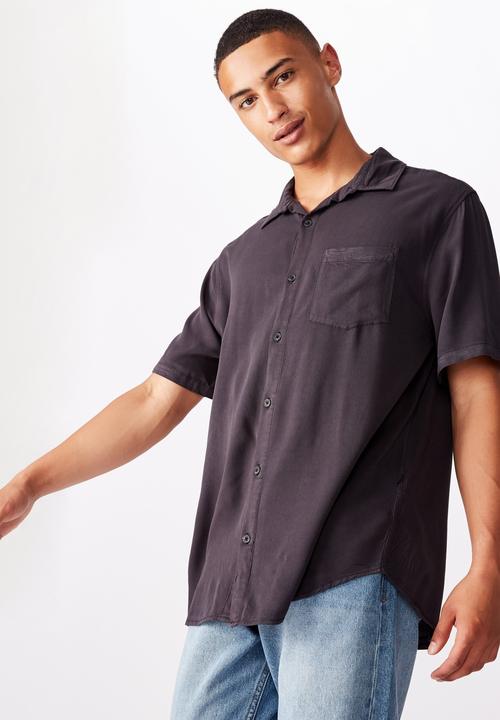Cotton On - 91 short sleeve shirt - washed black
