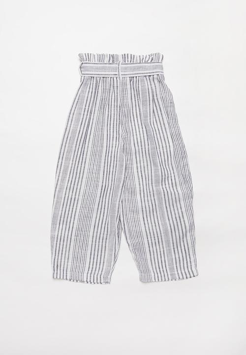 Superbalist - Paperbag waist culotte - black & white 