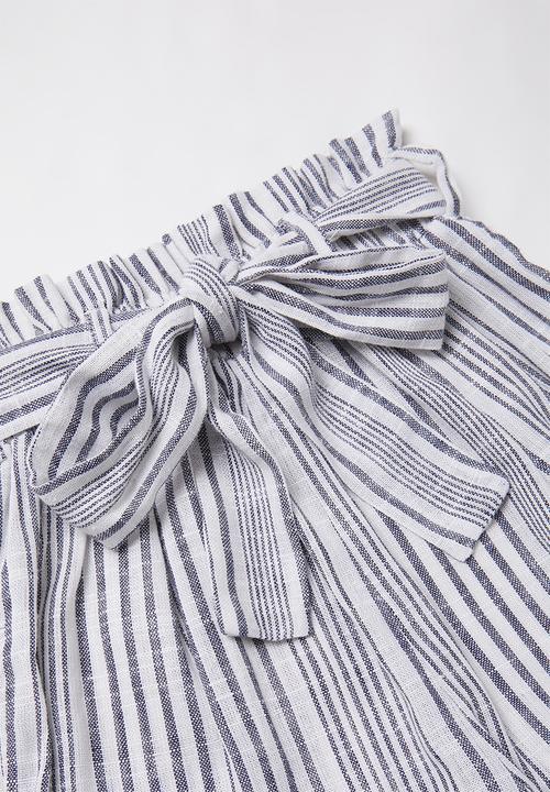 Superbalist - Paperbag waist culotte - black & white 