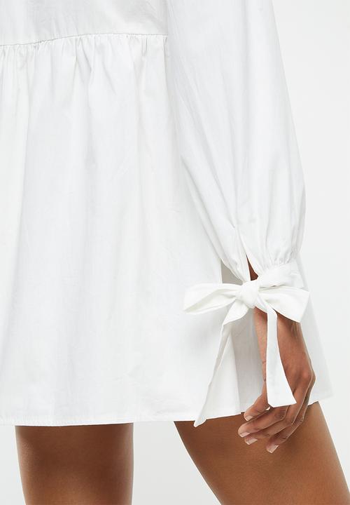 Missguided - Tie cuff poplin shirt dress - white