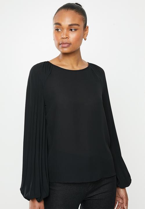 edit - Pleated sleeve blouse - black