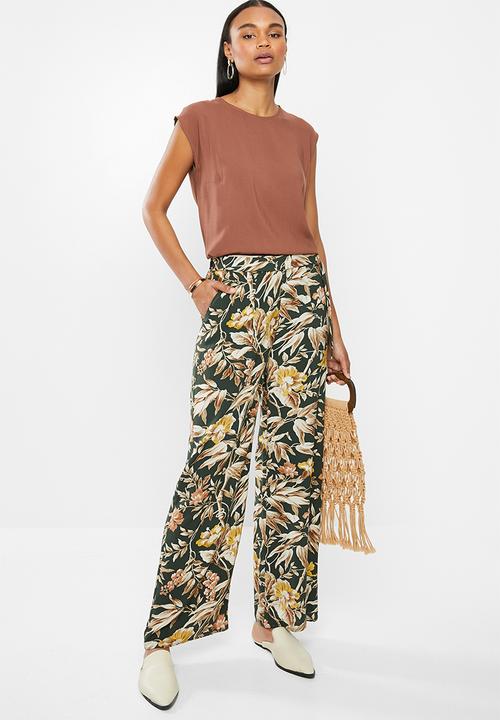 edit - D-ring relaxed fit trouser - green