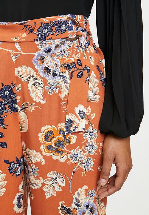 edit - D-ring relaxed fit trouser - orange