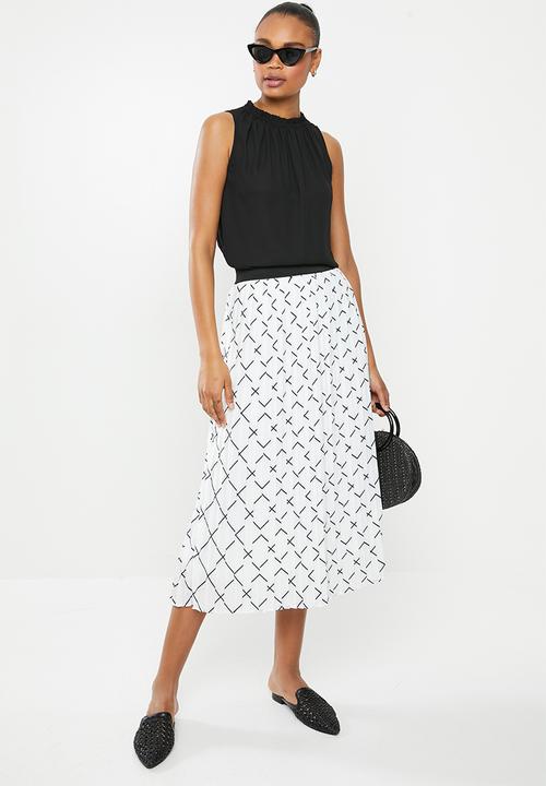 edit - Pleated midi skirt- black & white