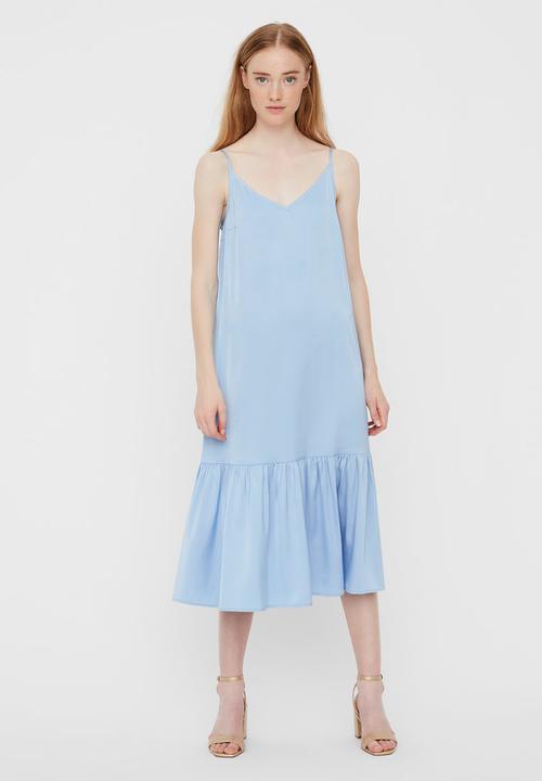 Vero Moda - Laura short length satin calf dress - blue