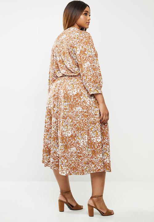 edit Plus - Balloon sleeve wrap tier dress - rust