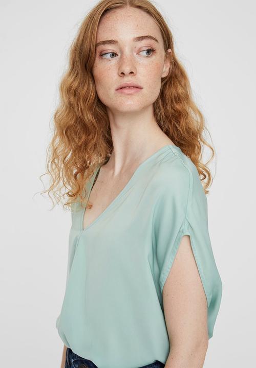 Vero Moda - Sussi short sleeve top - green