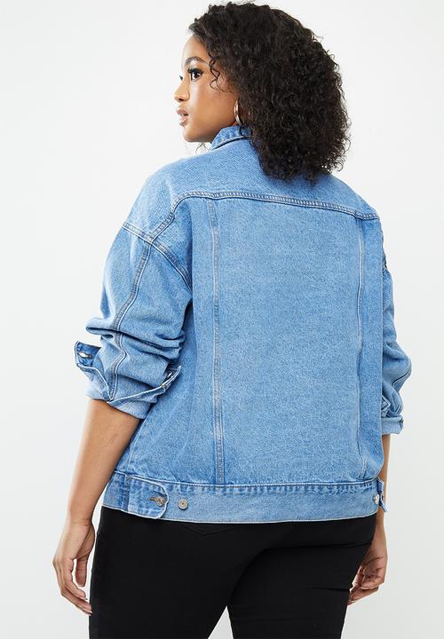 Missguided - Plus oversized denim jacket with rips - blue