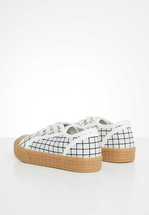 Pop Candy - Check printed sneaker - white & black 