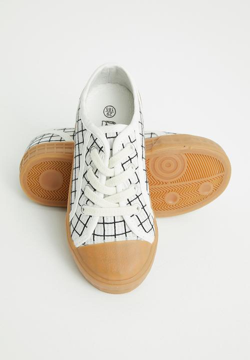 Pop Candy - Check printed sneaker - white & black 