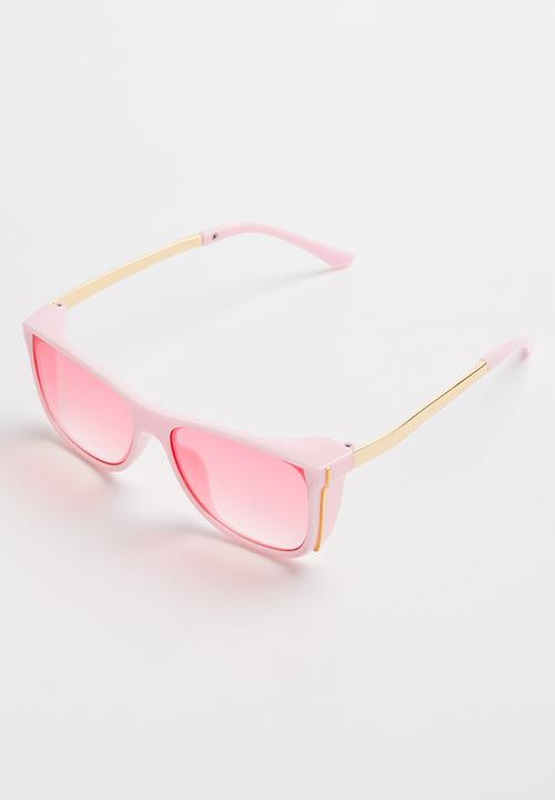 Rebel Republic - Wayferer sunglasses - pink
