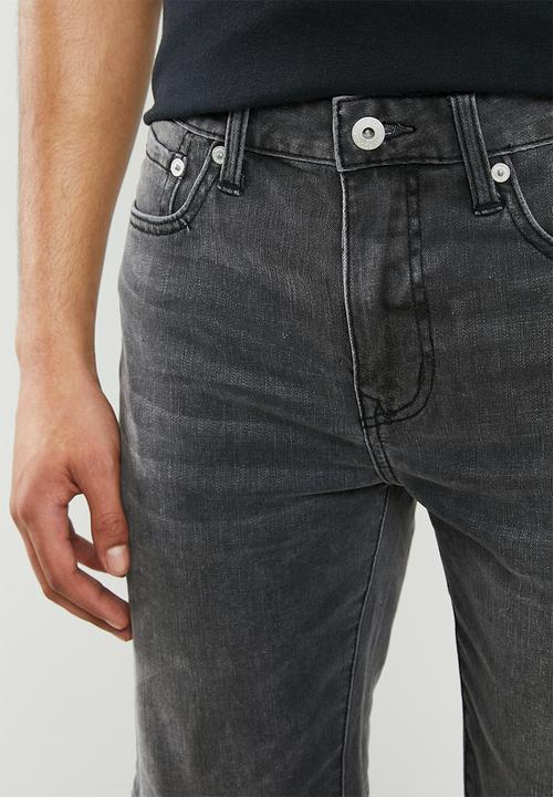 Superdry. - Tyler slim denim short - vintage black