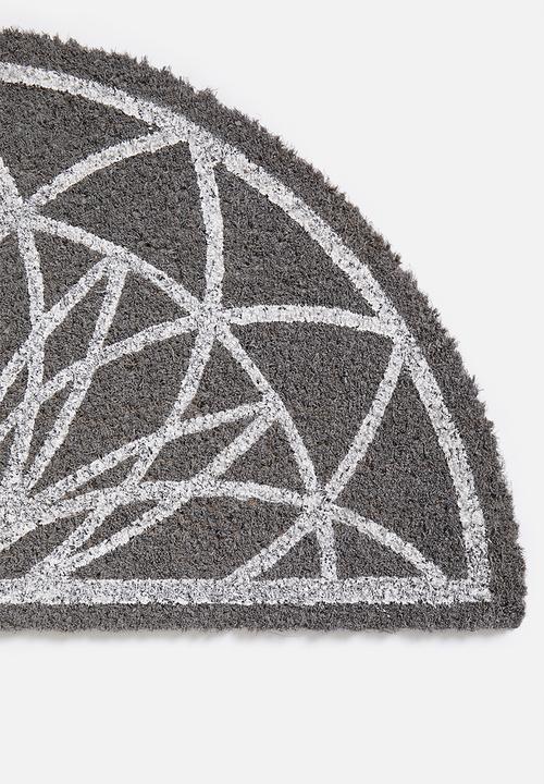 Present Time - Fairytale doormat - grey & white 