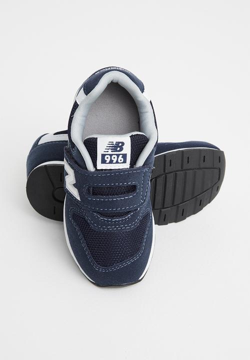 New Balance  - Infant iz996 v2 sneaker - navy