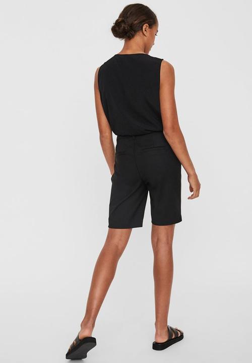 Vero Moda - Leah mr classic long shorts - black
