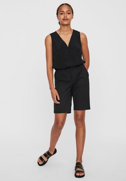Vero Moda - Leah mr classic long shorts - black