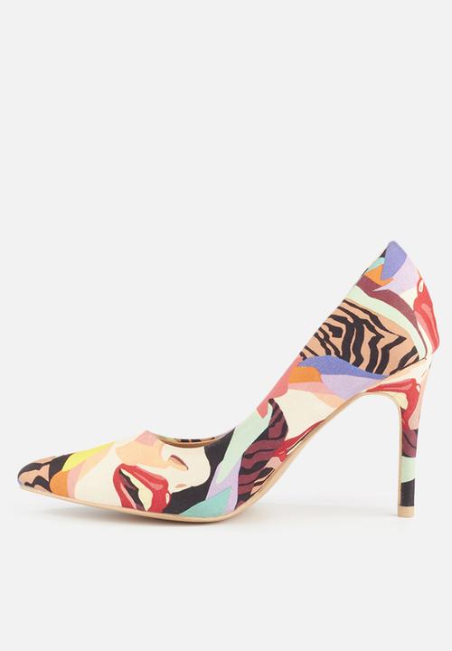 Miss Black - Hanoi court - multi 