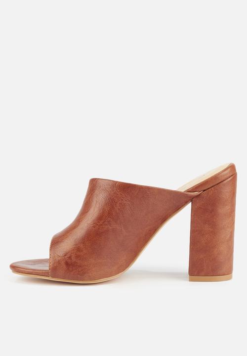 Miss Black - Taranto 2  heel - tan