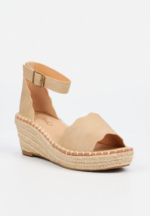 Miss Black - Jayda wedge - neutral