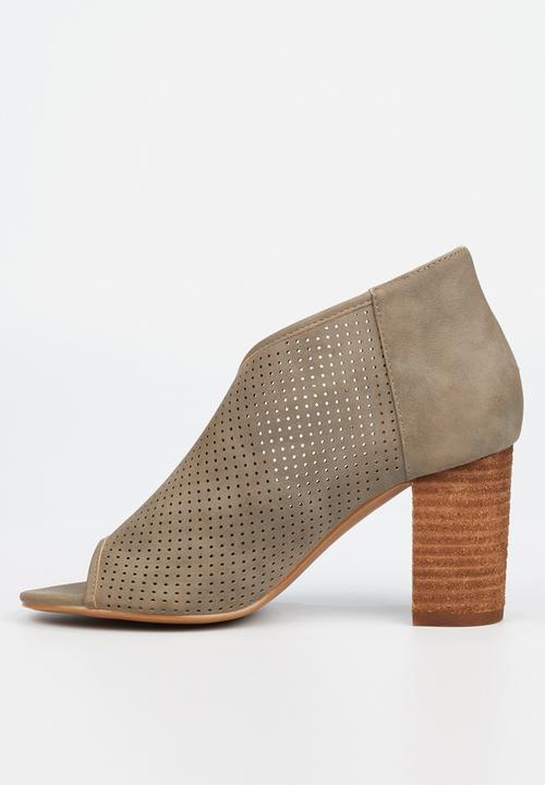 Miss Black - Tinos 3 heel - grey