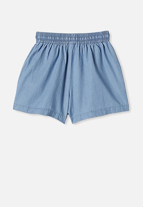 Free by Cotton On - Chelsea woven short - mid wash blue