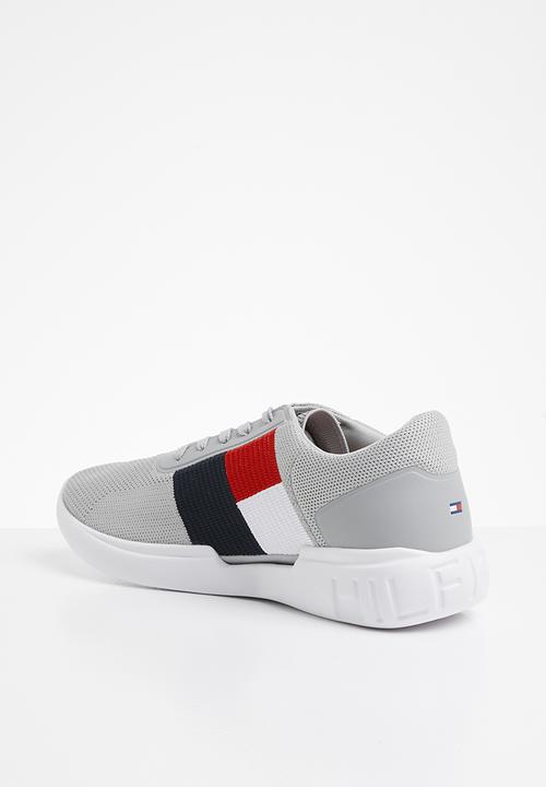 Tommy Hilfiger - Lightweight runner flag knit sneaker - grey