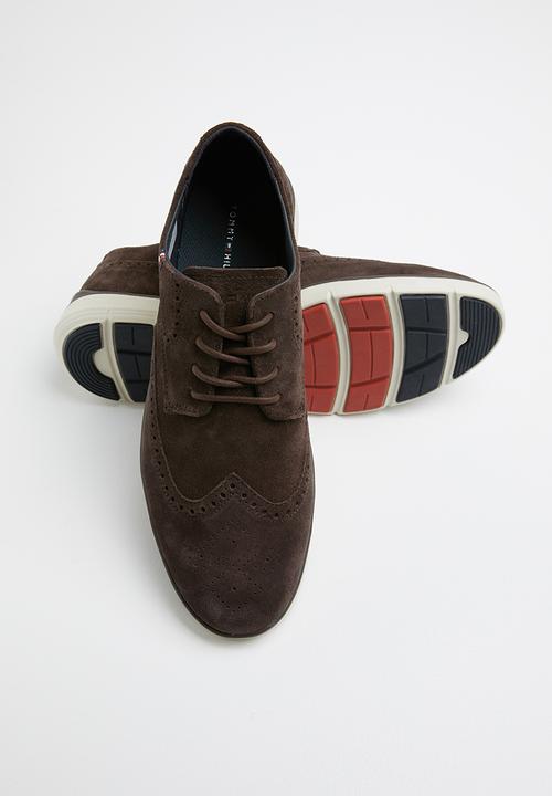 Tommy Hilfiger - Lightweight city suede shoe - coffee bean