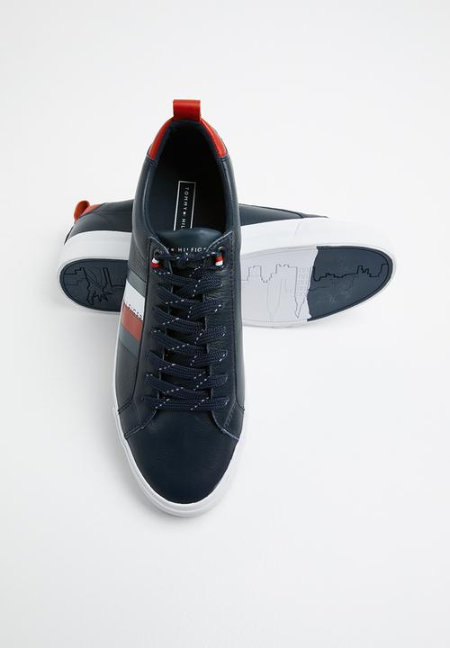 Tommy Hilfiger - Flag detail leather sneaker - navy 