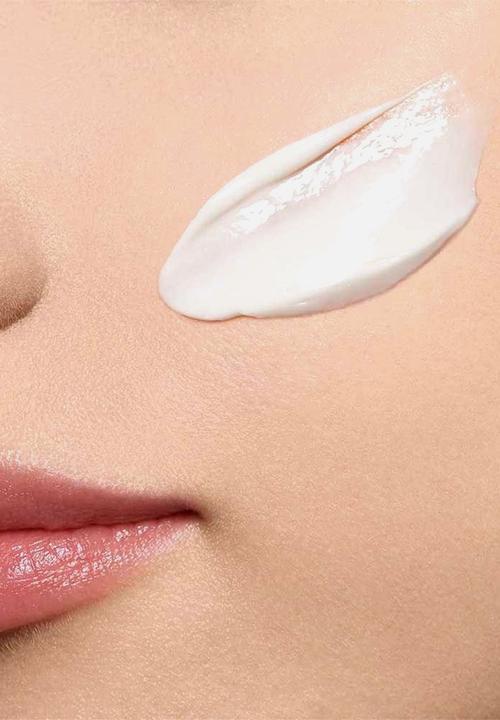 Clarins - Super Restorative Day All Skin Types 