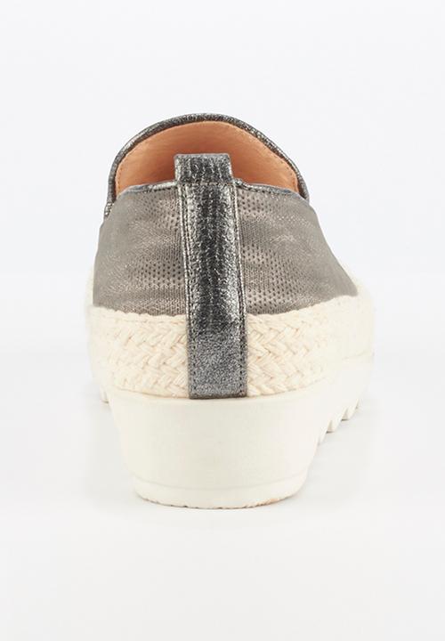 Butterfly Feet - Cynitha flatform - grey 