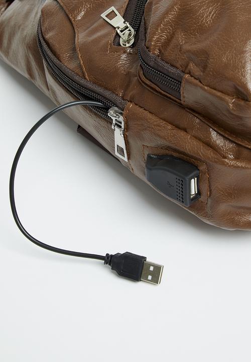 Rebel Republic - Boys zip detail moonbag - brown