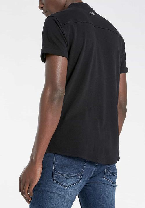 S.P.C.C - Kent signature button through knit shirt - black