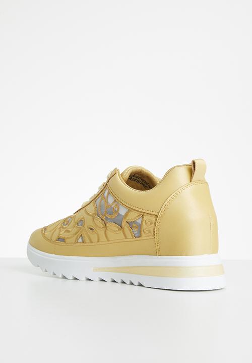 Footwork - Laser cut floral sneaker - yellow