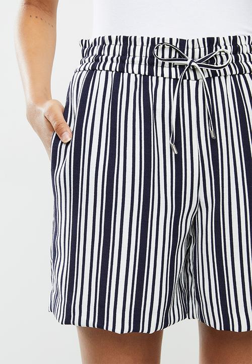 ONLY - Piper-ann mid waist stripe shorts - navy & white
