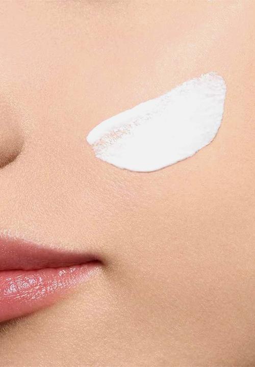 Clarins - UV Plus Sunscreen Multi-Protection SPF50