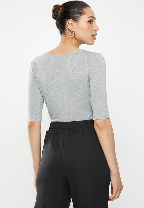 edit - Conscious scoop neck tee - grey