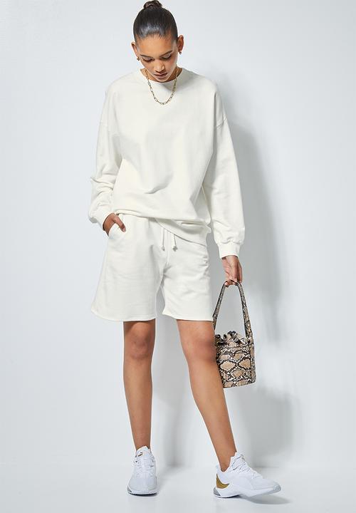 Superbalist - Long jogger shorts - white