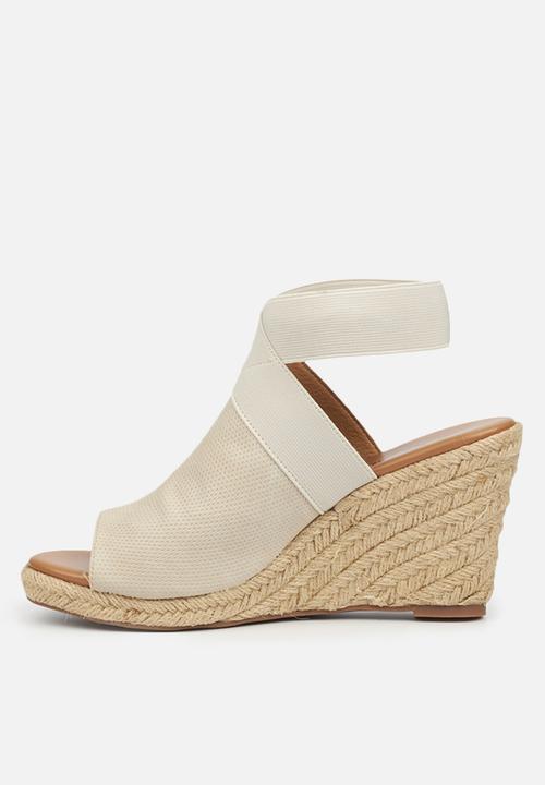 Butterfly Feet - Drayco wedge - grey