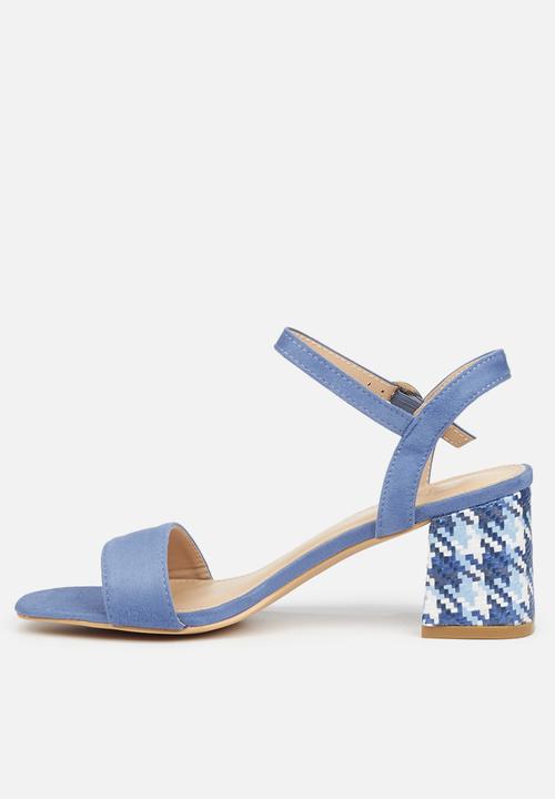 Butterfly Feet - Nicolsen heel - blue