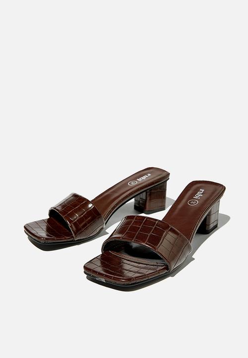 Cotton On - Cecil low block mule - choc croc