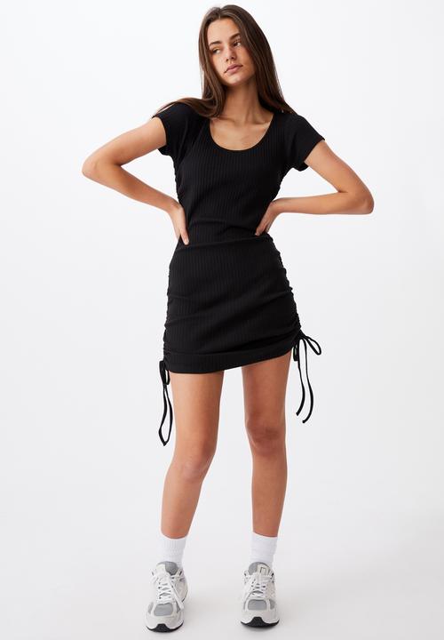 Factorie - Short sleeve ruched side seam dress - black