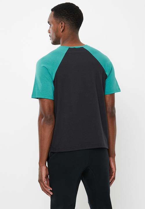 Jockey - Raglan colour blocked tee - black & turquoise