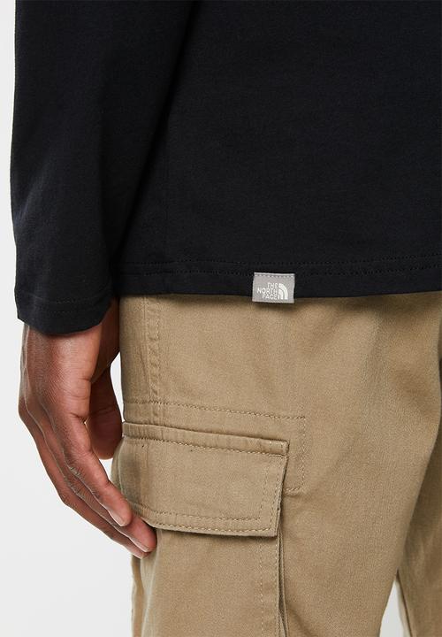 The North Face - Long sleeve red box tee - black