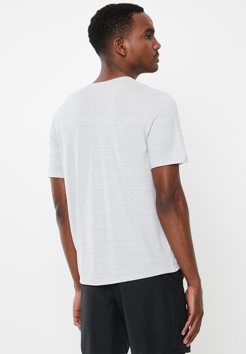 Nike - Milner ff gx short sleeve tee - grey 